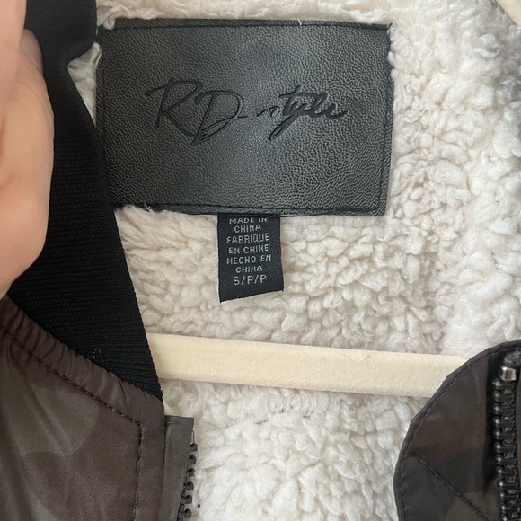 short Bomber Jacket Medium Weight - Picture 4 of 4